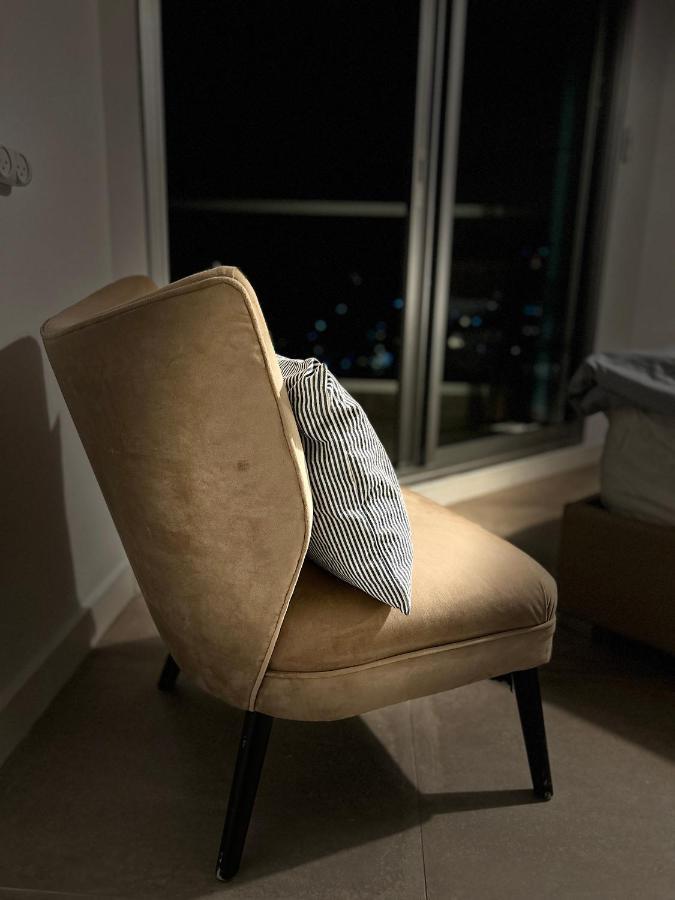 Beachfront Apartment 바트얌 외부 사진